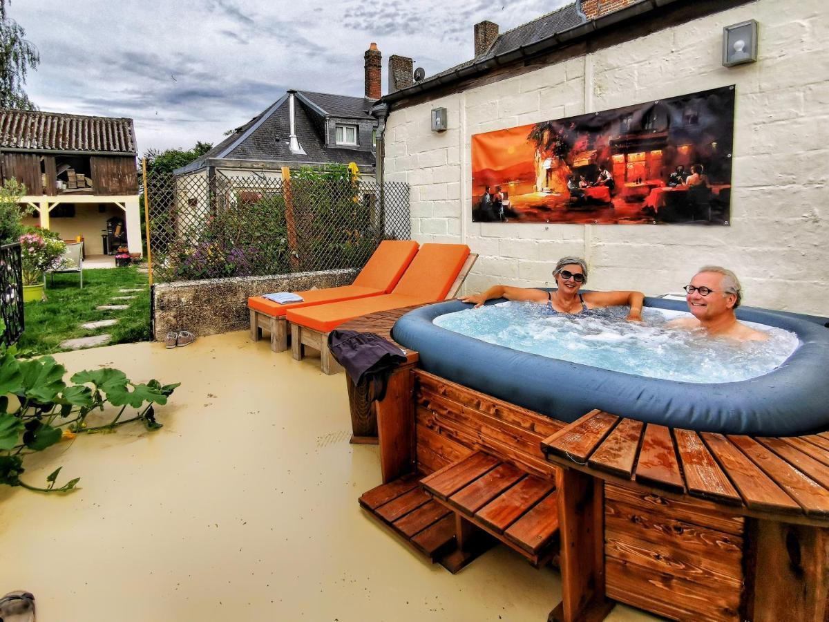 Au Chapitre Bed & Breakfast Rozoy-sur-Serre Eksteriør bilde