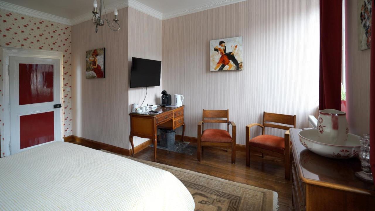 Au Chapitre Bed & Breakfast Rozoy-sur-Serre Eksteriør bilde
