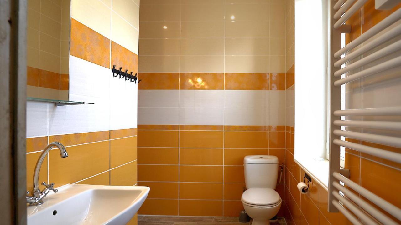 Au Chapitre Bed & Breakfast Rozoy-sur-Serre Eksteriør bilde